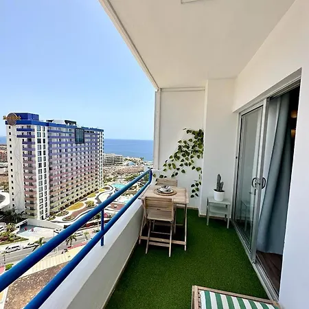 Blue Sunset Apartment *